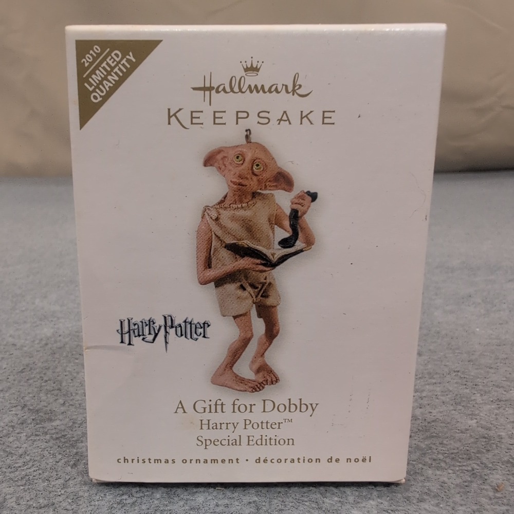 Hallmark Keepsake 2010 Harry Potter Dobby A Gift for Dobby Ornament - Picture 1 of 3